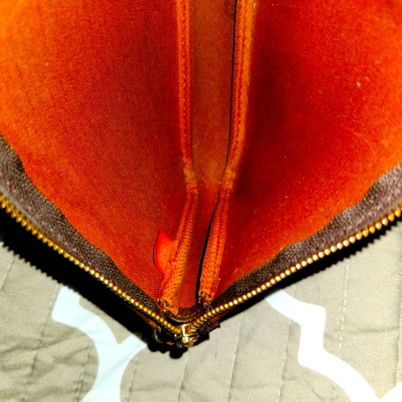 Louis Vuitton Pochette Accessories Purse DATE STAMPED AR0010 w/COA - Picture 10 of 16